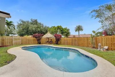 5530 SW 113th Ave, Cooper City, FL 33330 - Photo 1