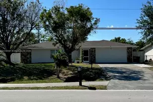 4020 Country Club, Cape Coral, FL 33904 - Photo 1
