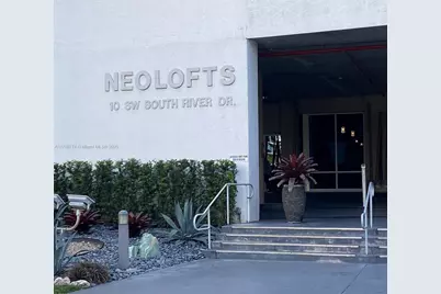 10 SW South River Dr #1407, Miami, FL 33130 - Photo 1