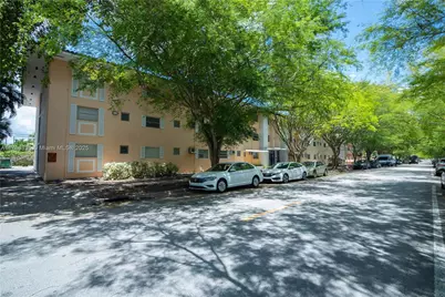 1014 Salzedo St #101, Coral Gables, FL 33134 - Photo 1