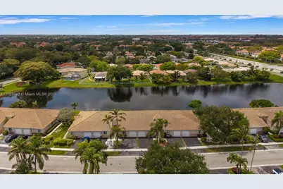 1830 SW 118th Ave, Miramar, FL 33025 - Photo 1