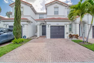7856 NW 110th Ave, Doral, FL 33178 - Photo 1