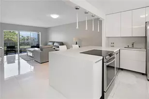 600 NE 2nd St, Dania Beach, FL 33004 - Photo 1