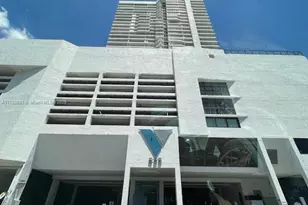 555 NE 15th St, Miami, FL 33132 - Photo 1