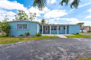 11024 SW 51st Terrace, Miami, FL 33165 - Photo 1