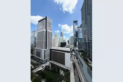 31 SE 6th St #2401, Miami, FL 33131 - Photo 1