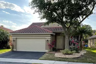 805 Falling Water Rd, Weston, FL 33326 - Photo 1