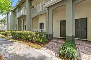 2352 SE 21st St, Homestead, FL 33035 - Photo 1