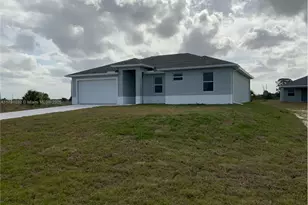 121 Bethlehem Pl, Labelle, FL 33935 - Photo 1