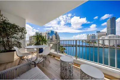 701 Brickell Key Blvd #1102, Miami, FL 33131 - Photo 1