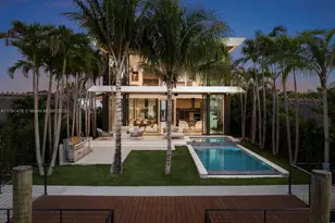 701 86th St, Miami Beach, FL 33141 - Photo 1