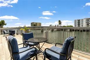 8080 Tatum Waterway Dr, Miami Beach, FL 33141 - Photo 1