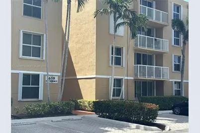 619 E Sheridan St #105, Dania Beach, FL 33004 - Photo 1