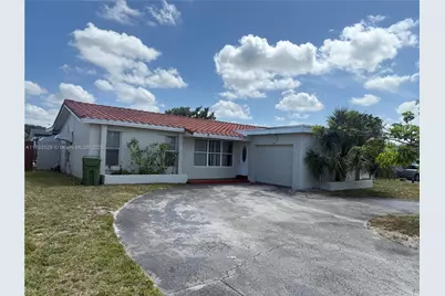 8940 Johnson St, Pembroke Pines, FL 33024 - Photo 1