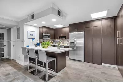 7215 Miami Lakes Dr #A-20, Miami Lakes, FL 33014 - Photo 1