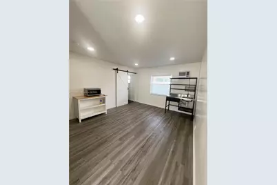 1015 SW 4th Ave #B, Fort Lauderdale, FL 33315 - Photo 1