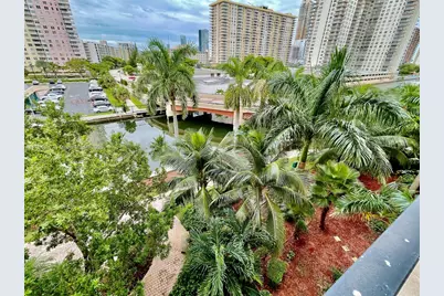 17150 N Bay Rd #2511, Sunny Isles Beach, FL 33160 - Photo 1