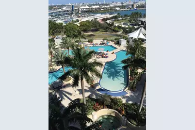 253 NE 2nd St #412, Miami, FL 33132 - Photo 1