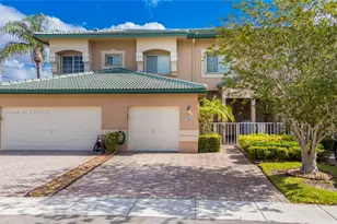 7952 W Exeter Blvd W, Tamarac, FL 33321 - Photo 1