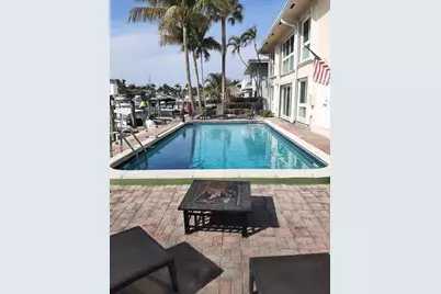 861 SE 22nd Ave #2, Pompano Beach, FL 33062 - Photo 1