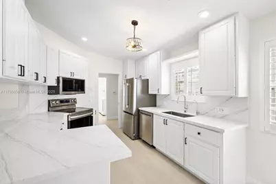 8467 SE Retreat Dr, Hobe Sound, FL 33455 - Photo 1