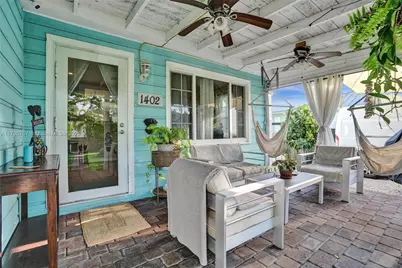1402 SE 1st St, Pompano Beach, FL 33060 - Photo 1