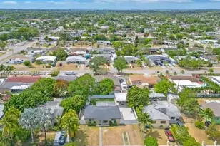 11930 SW 187th St, Miami, FL 33177 - Photo 1