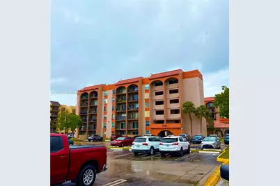 5201 NW 7th St #411, Miami, FL 33126 - Photo 1