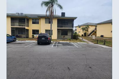 2323 Linton Ridge Cir #D3, Delray Beach, FL 33444 - Photo 1