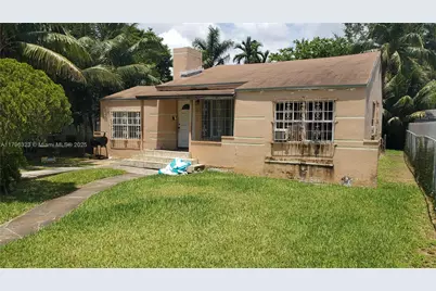 427 NW 82nd Ter, Miami, FL 33150 - Photo 1