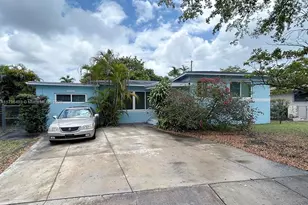 12115 NE Miami Ct, North Miami, FL 33161 - Photo 1