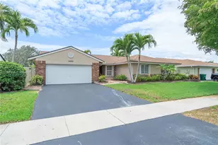 14660 Highland Springs Ct, Davie, FL 33325 - Photo 1
