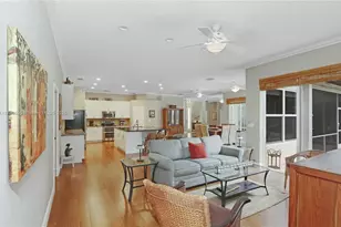 3140 Fairways Dr, Homestead, FL 33035 - Photo 9