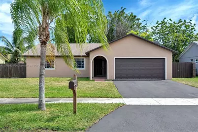 13828 SW 283rd Ter, Homestead, FL 33033 - Photo 1