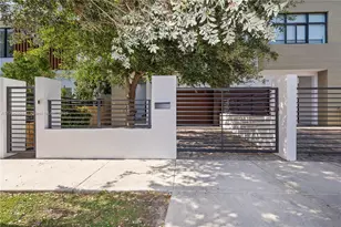 3243 Percival Ave, Miami, FL 33133 - Photo 1