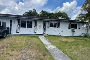 19201 SW 318th Terrace, Homestead, FL 33030 - Photo 1