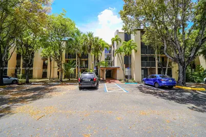 14201 N Kendall Dr #411D, Miami, FL 33186 - Photo 1
