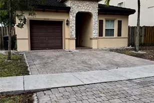 2442 NE 3rd Ct, Homestead, FL 33033 - Photo 1