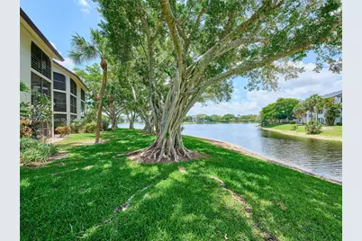 5380 Cedar Lake Dr #204, Boynton Beach, FL 33437 - Photo 1