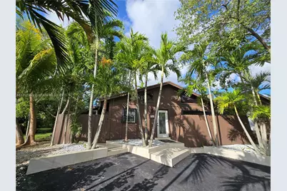 11320 SW 112th Cir Ln E, Miami, FL 33176 - Photo 1
