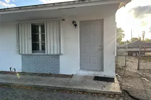 6300 Pierce St, Hollywood, FL 33024 - Photo 1