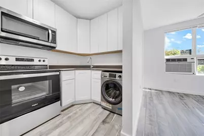 1036 SW 5th St #11, Miami, FL 33130 - Photo 1