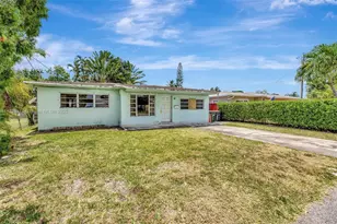 613 SW 6th St, Hallandale Beach, FL 33009 - Photo 1