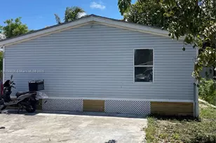 19800 SW 180th Ave, Miami, FL 33187 - Photo 1