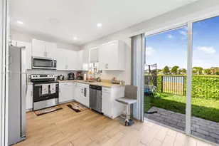 1176 SE 23rd Ave, Homestead, FL 33035 - Photo 1