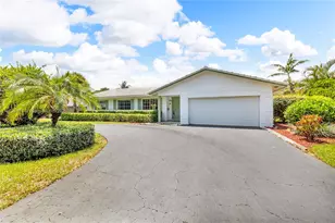 861 SW 58th Ave, Plantation, FL 33317 - Photo 1