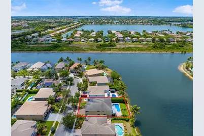 16351 SW 14th St, Pembroke Pines, FL 33027 - Photo 1