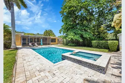 6611 SW 63rd Ave, South Miami, FL 33143 - Photo 1