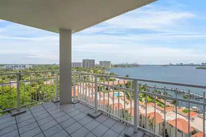 4000 Towerside Ter #1403, Miami, FL 33138 - Photo 1
