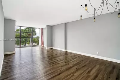 400 Leslie Dr #427, Hallandale Beach, FL 33009 - Photo 1